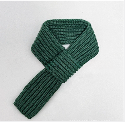 Cozy Knit Pet Scarf — Warm & Stylish for Dogs and Cats